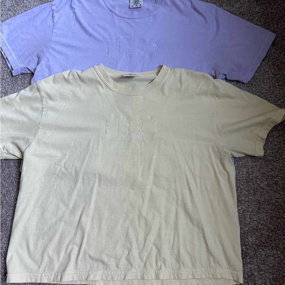 Fleo cropped tshirts large